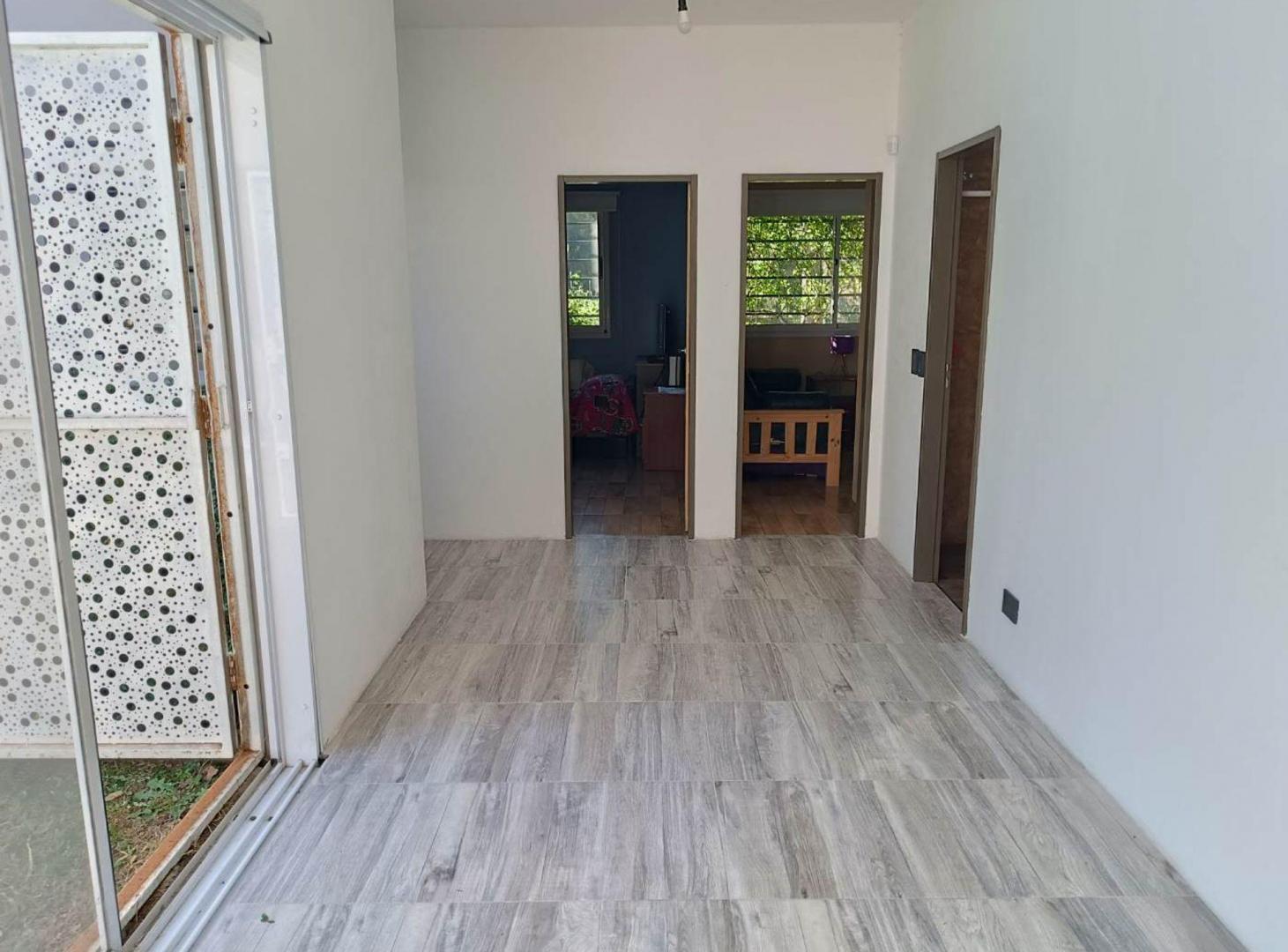Foto de Casa 4 amb con cocheras y pileta Brandsen Ruta 2, imagen 4