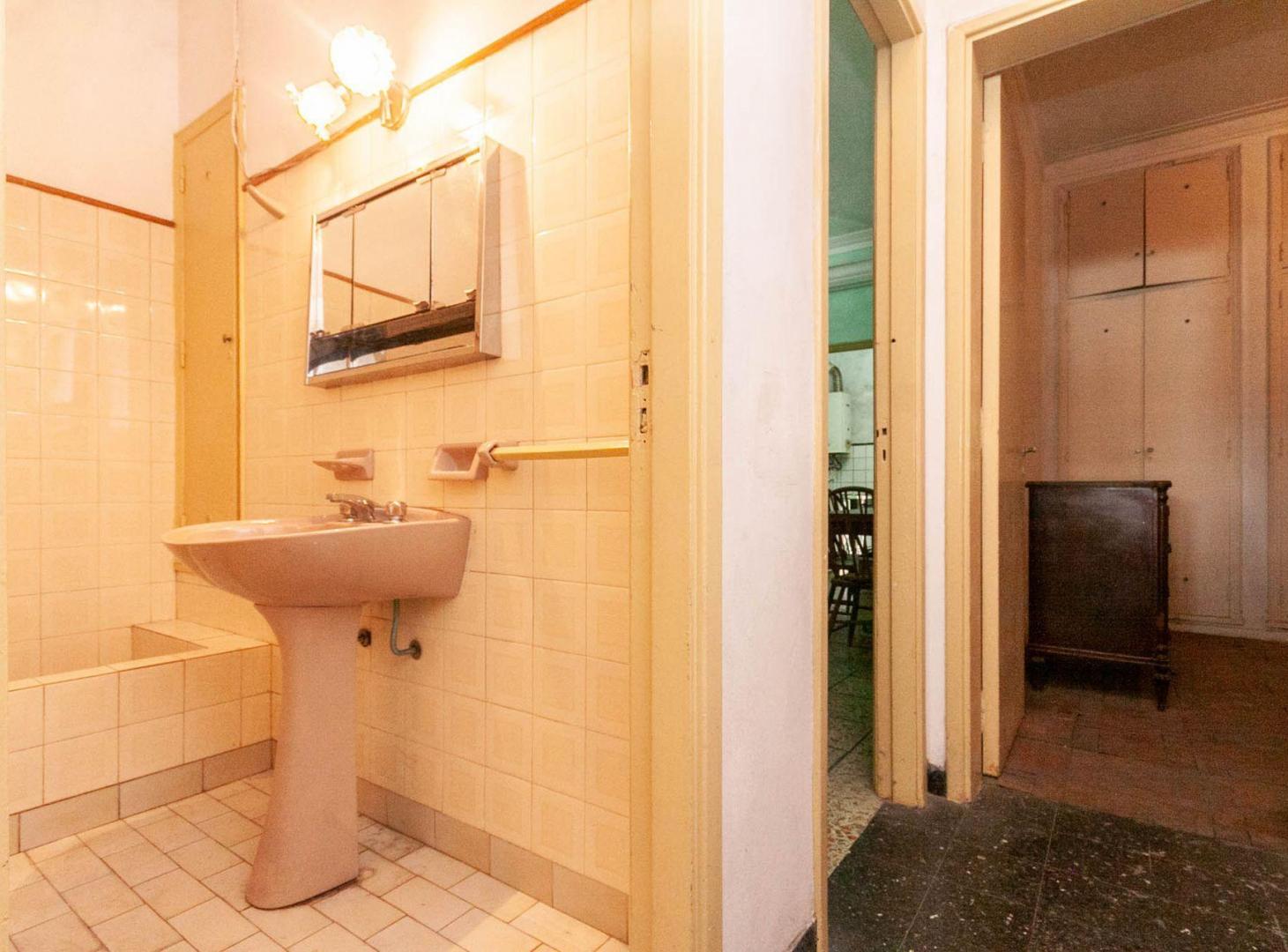 Foto de VENTA PH 3 AMB CON TERRAZA AVELLANEDA, imagen 2