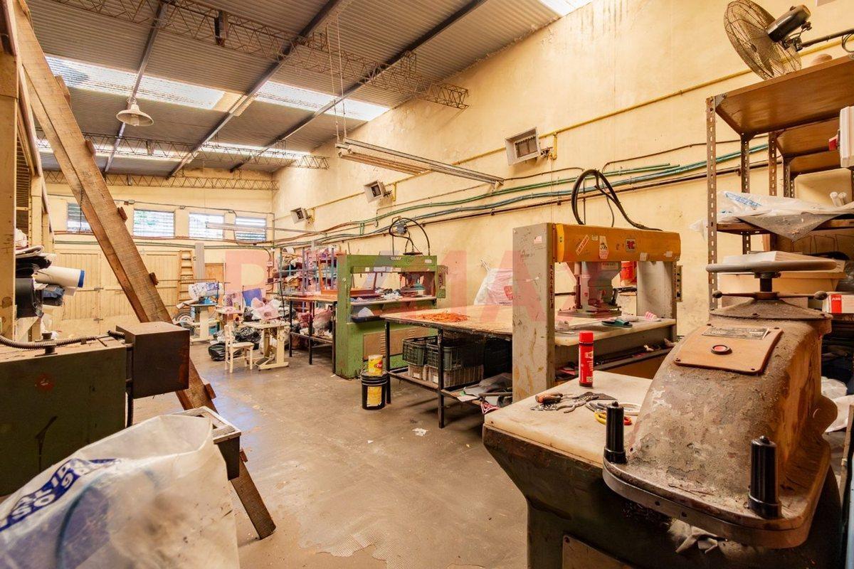 Foto de DEPOSITO EN VENTA EN EL BARRIO DE BOEDO, imagen 1