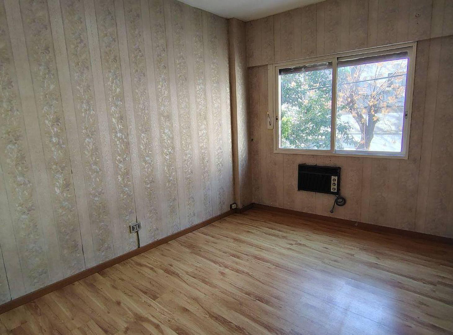 Foto de VENTA DEPTO 3 AMB EN POMPEYA, imagen 1