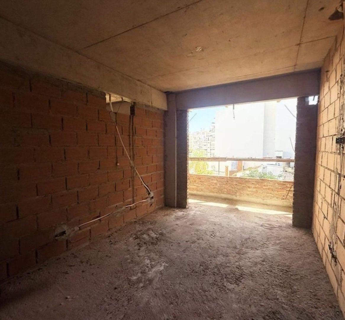 Foto de VENTA DPTO 3 AMB FLORES - OPORTUNIDAD INVERSION, imagen 2