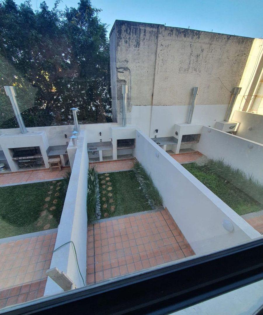 Foto de VENTA DEPTO 2 AMB DUPLEX-JARD-PARR-PIL-CHACARITA, imagen 1