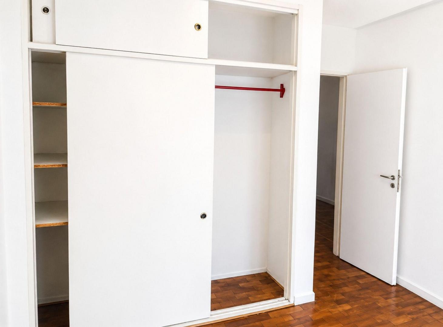Foto de Alquiler Depto 2 Amb + Cocina Pileta y Sum Moron, imagen 2