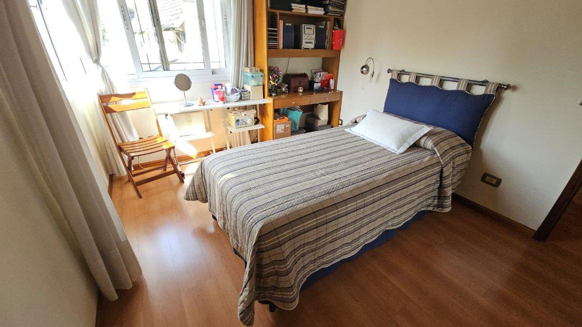 Foto de CASA 6 AMB VENTA EN FRANCISCO ALVAREZ ANT Y FINA, imagen 5