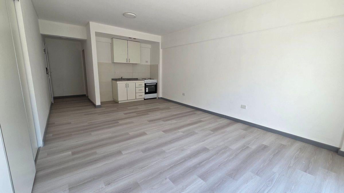 Foto de VENTA HERMOSO MONOAMBIENTE CON BALCON EN CABALLITO, imagen 1