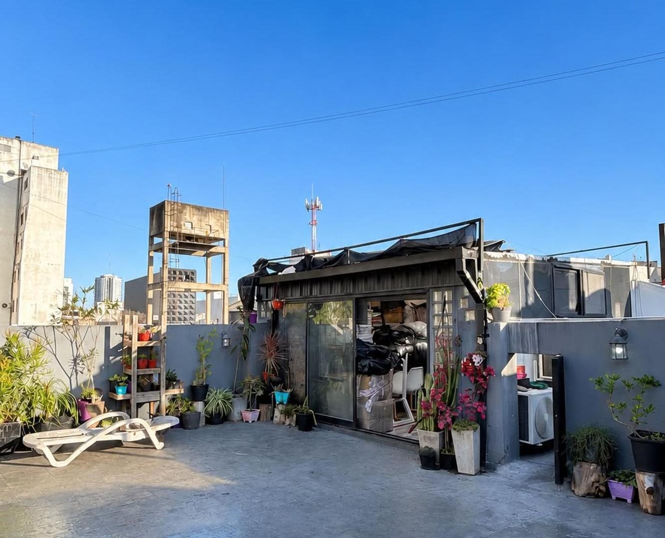 Foto de VENTA PH REMODELADO 5 AMB + QUINCHO TERRAZA BALCON, imagen 2