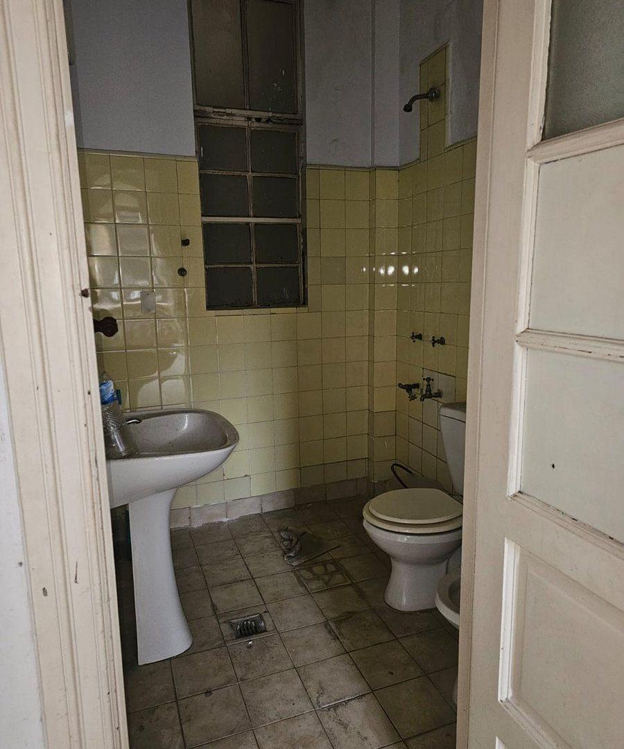 Foto de VENTA 3 AMB FTE BALC PATIO 97MTS A REFACC- ONCE, imagen 5
