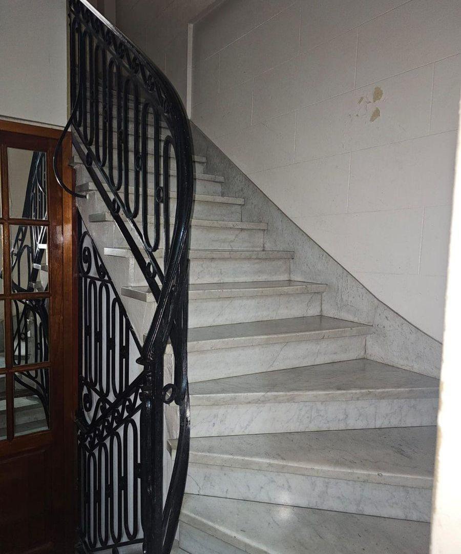 Foto de VENTA 3 AMB A REFACCIONAR PATIO 97 MTS -ONCE, imagen 1