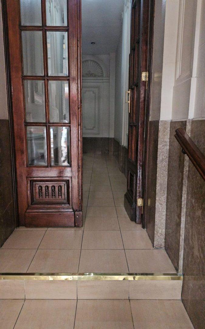 Foto de VENTA 3 AMB A REFACCIONAR PATIO 97 MTS -ONCE, imagen 5