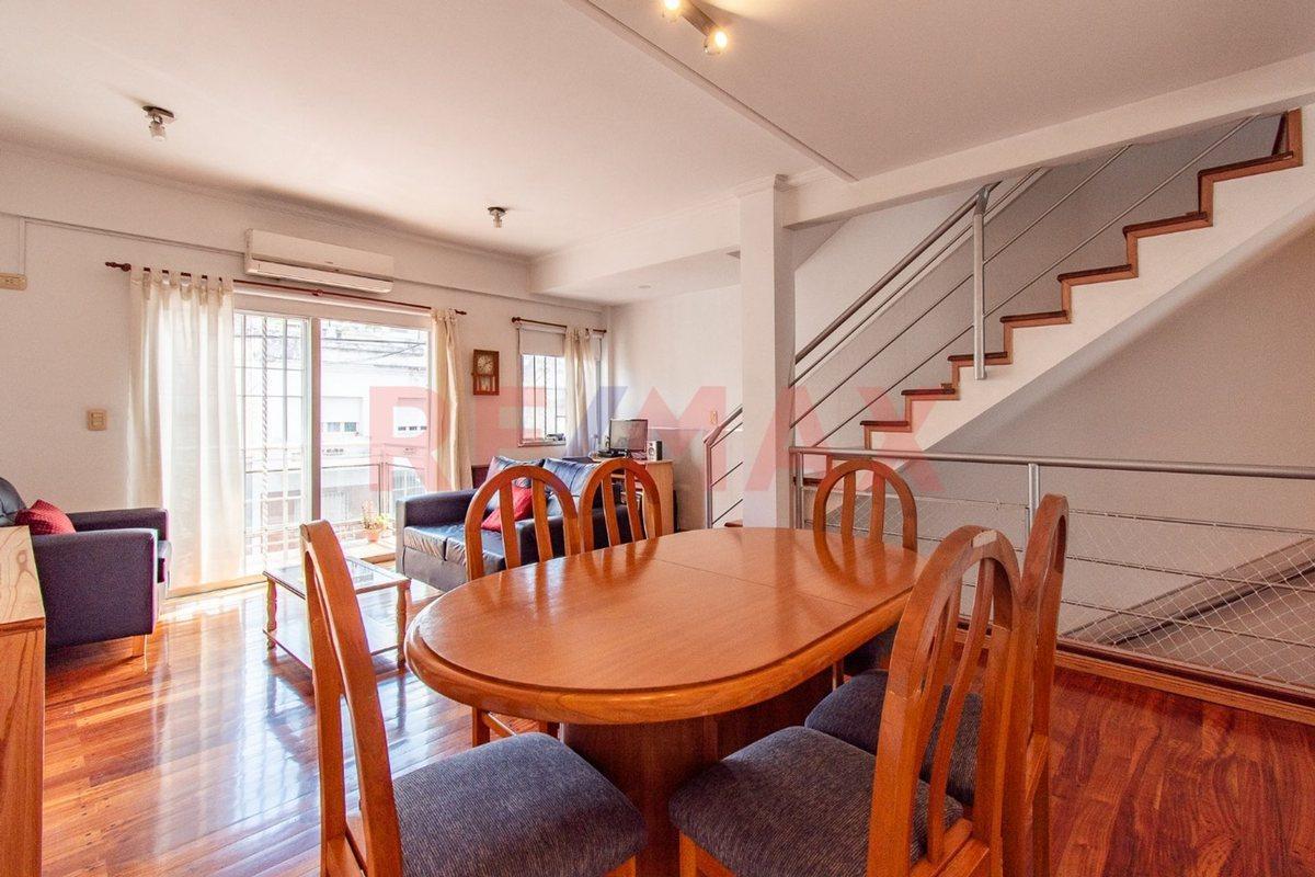 Foto de VENTA PH TIPO CASA 4 AMB PATIO COCHERA EN ALMAGRO, imagen 5