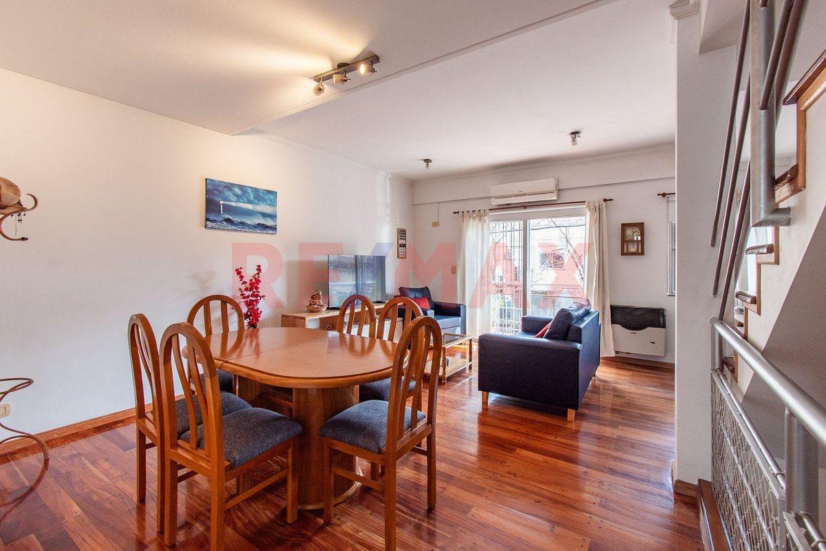Foto de VENTA PH TIPO CASA 4 AMB PATIO COCHERA EN ALMAGRO, imagen 3
