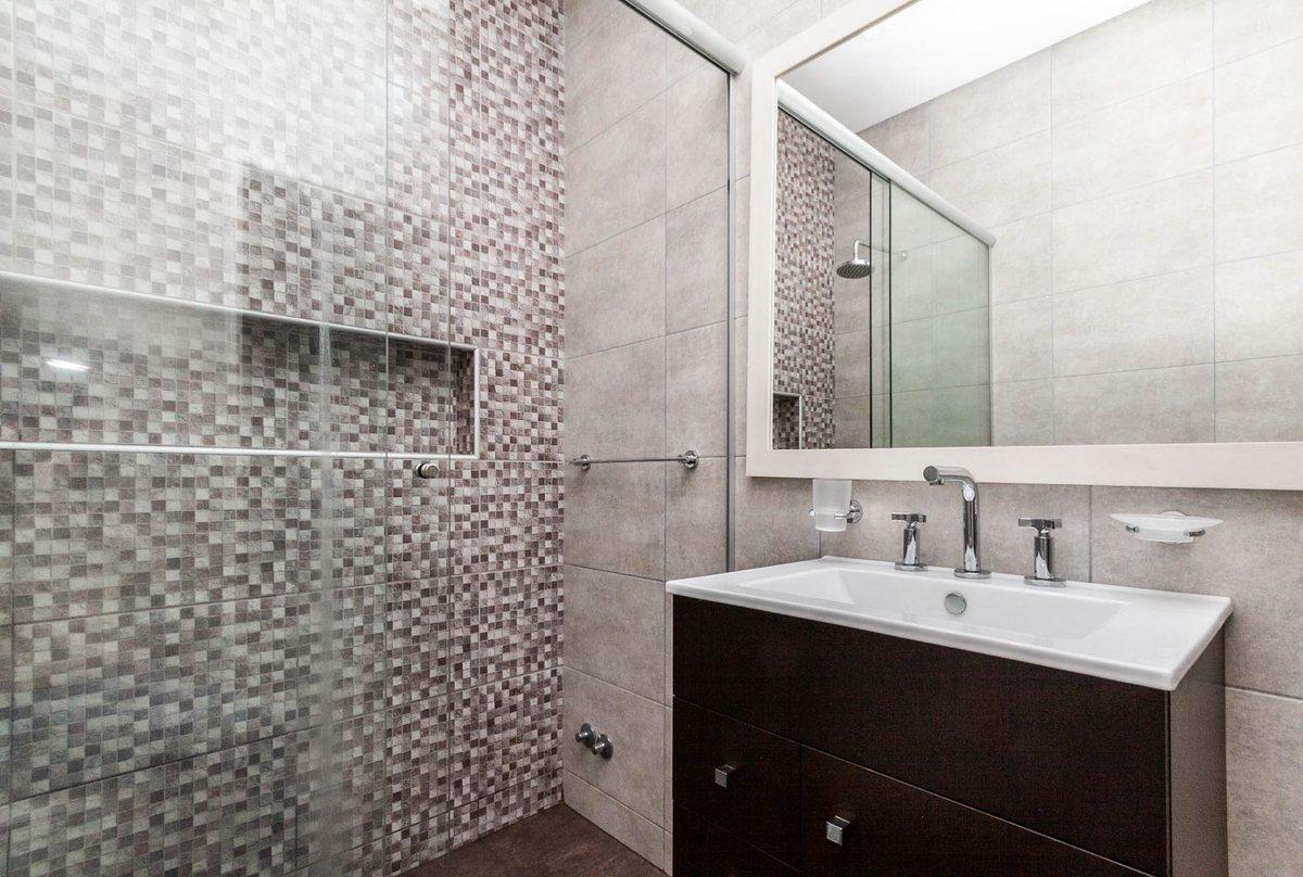 Foto de VENTA CASA 3 AMB REMODELADA A.CREDITO EN TEMPERLEY, imagen 2