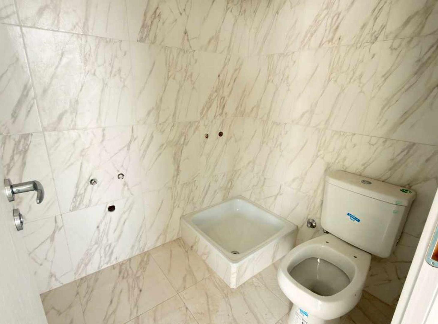 Foto de VENTA DEPTO 3 AMB A ESTRENAR PARQUE PATRICIOS, imagen 1