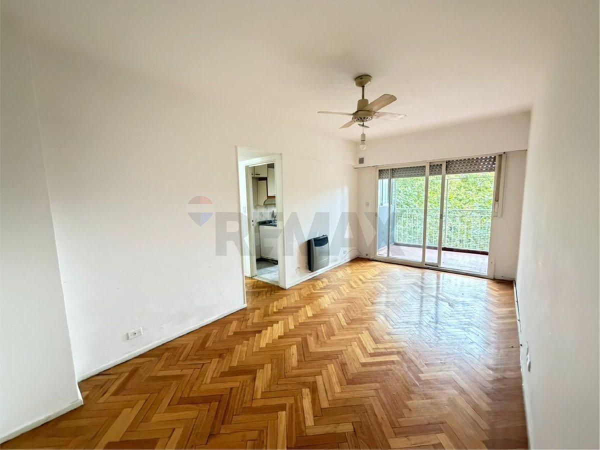 Foto de Venta 3 amb con cochera y balcón frente a la plaza, imagen 1