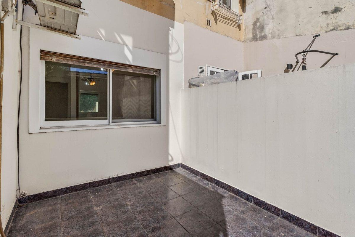 Foto de Depto 2 amb semipiso amplio refac.c/patio y balcón, imagen 1