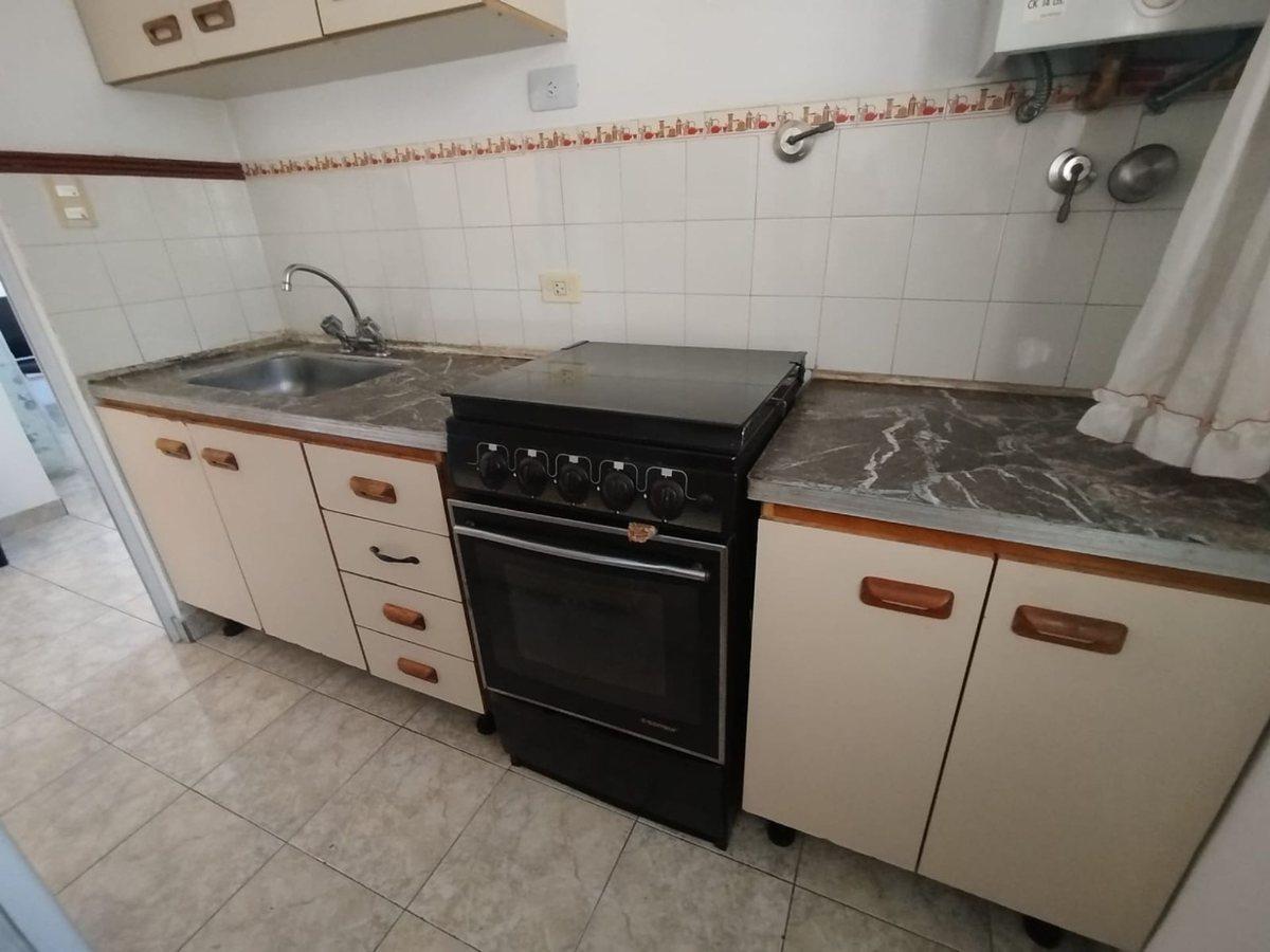 Foto de Dpto 2 amb. Lavadero. Cocina separ. Todo luz, imagen 4