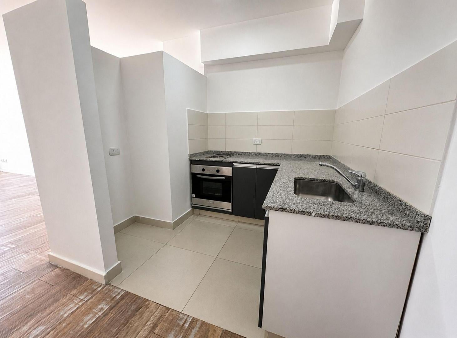 Foto de VENTA MONOAMBIENTE MODERNO COCHERA SAN CRISTOBAL, imagen 3