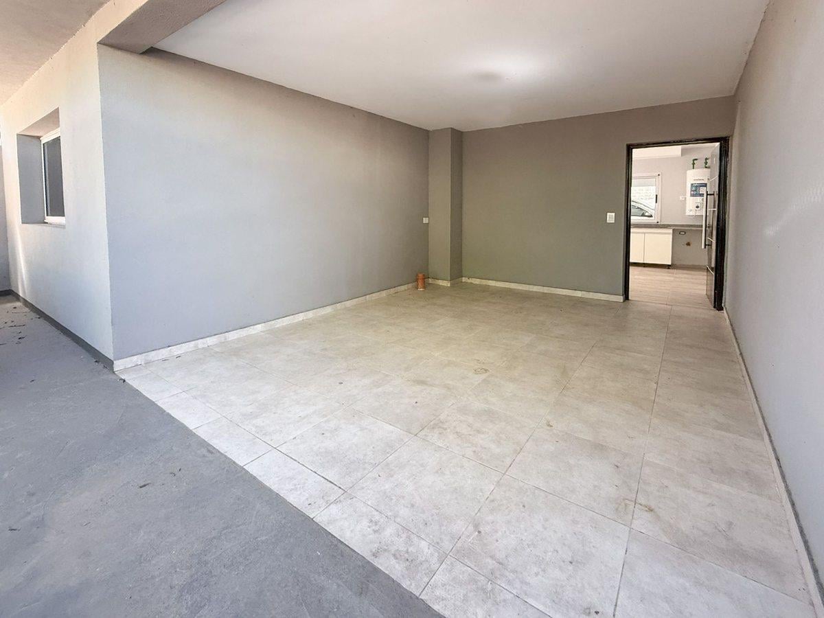 Foto de 2 Amb a Estrenar c/ Cochera Pileta Parrilla Pilar, imagen 4
