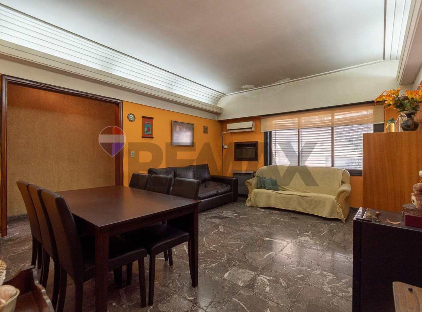 Foto de CASA EN VENTA 5 AMB CON TERRAZA Y GARAGE, imagen 5