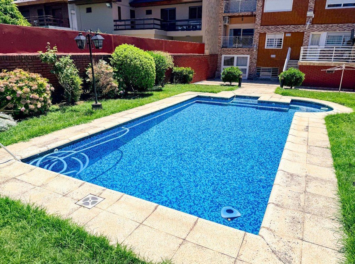 Foto de Casa en venta San Justo | Parque, pileta y jacuzzi, imagen 4