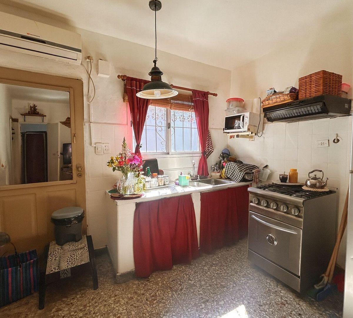 Foto de VENTA PH TIPO CASA 3 AMB LOMAS DE ZAMORA PATIO, imagen 2
