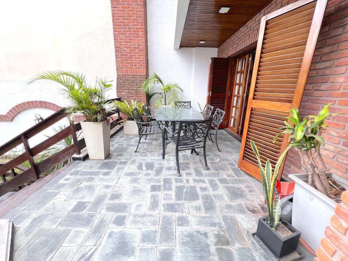 Foto de Venta casa 5 amb con jardín y pileta en Devoto, imagen 4