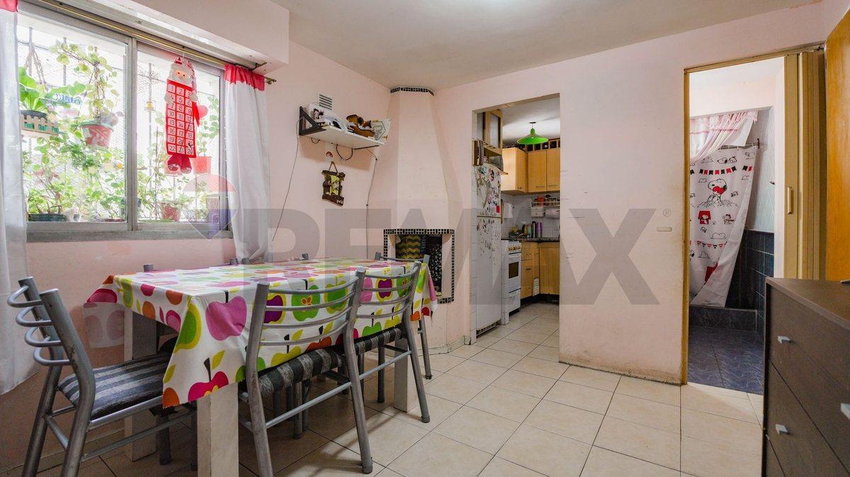 Foto de VENTA . DEPARTAMENTO 2 AMBIENTES . ALMAGRO, imagen 1