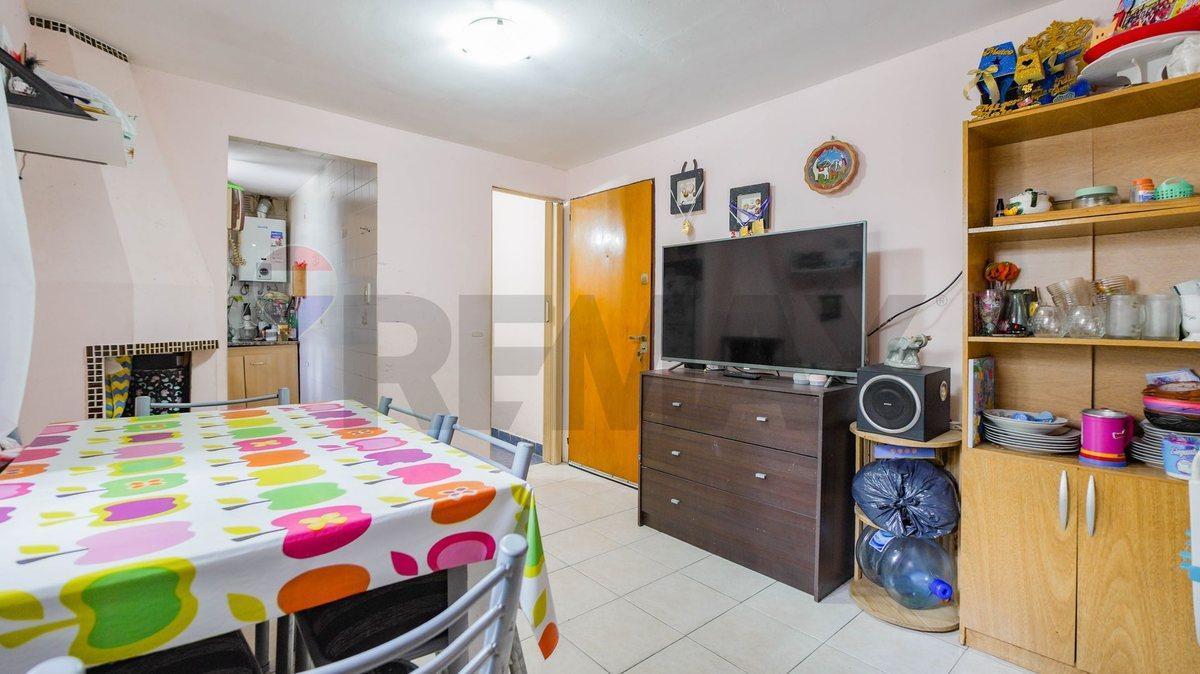 Foto de VENTA . DEPARTAMENTO 2 AMBIENTES . ALMAGRO, imagen 3