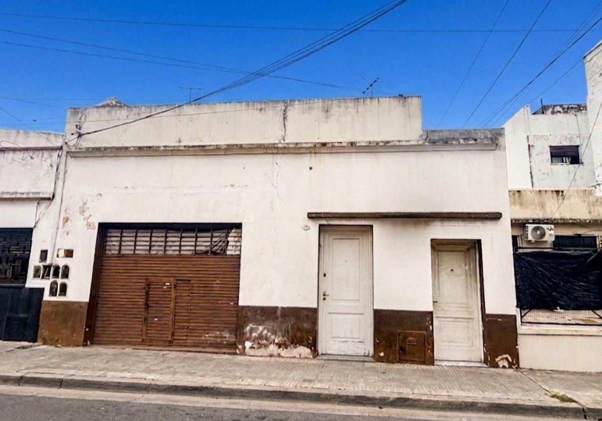 Foto de LOTE EN VENTA-CENTRO DE VALENTÍN ALSINA-INVERSORES, imagen 1