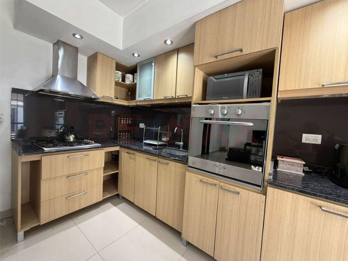 Foto de Venta casa jardín, parrilla y cochera Benavidez, imagen 2
