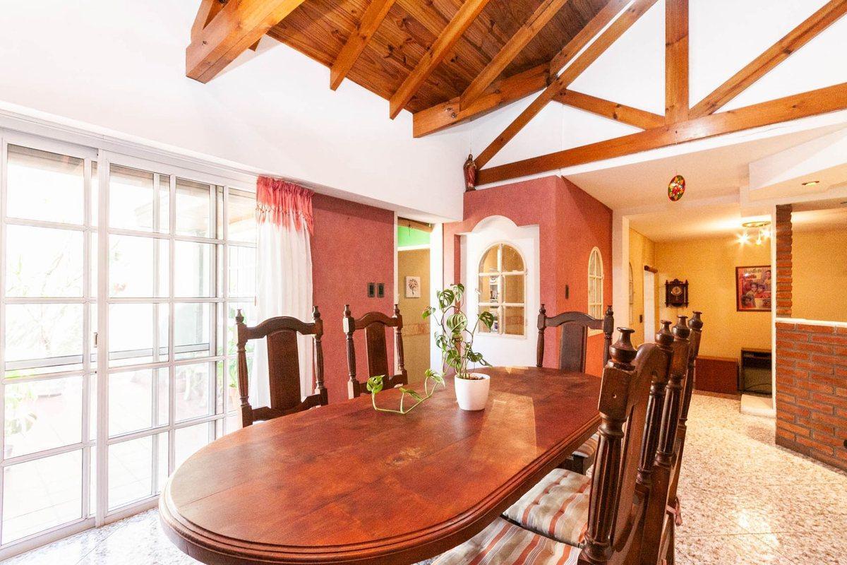 Foto de VENTA CASA Y DEPOSITO - LANUS OESTE, imagen 1