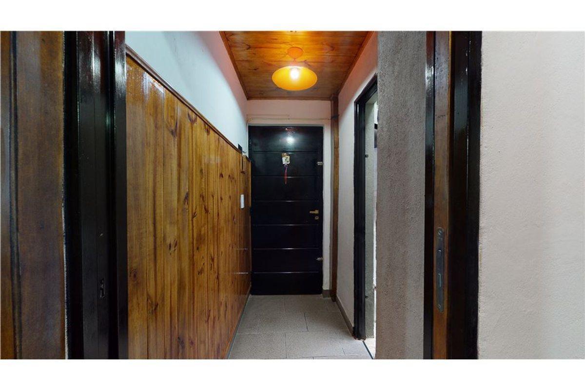 Foto de Venta PH al frente 3 hab patio y terraza Boedo, imagen 5