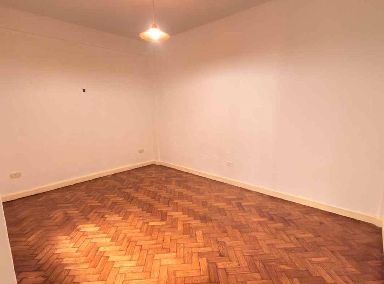 Foto de VENTA DEPTO 2 AMB Y MEDIO RECOLETA- apto Credito, imagen 5