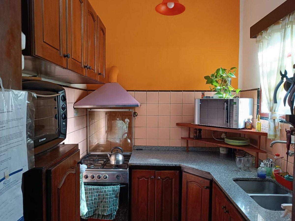 Foto de Venta Casa con terreno Bernal Wilde, imagen 3