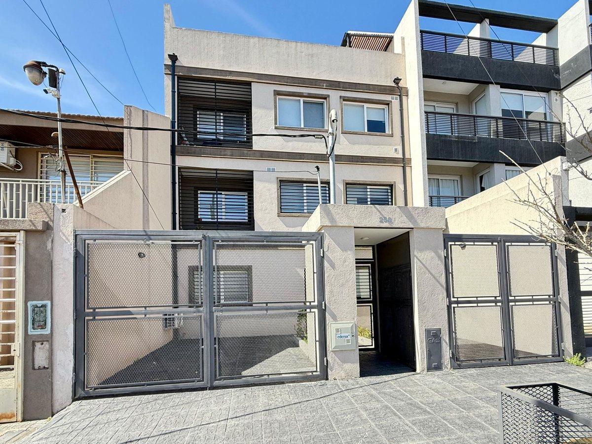 Foto de Venta PH en Ramos Mejia 3 amb con terraza, imagen 3