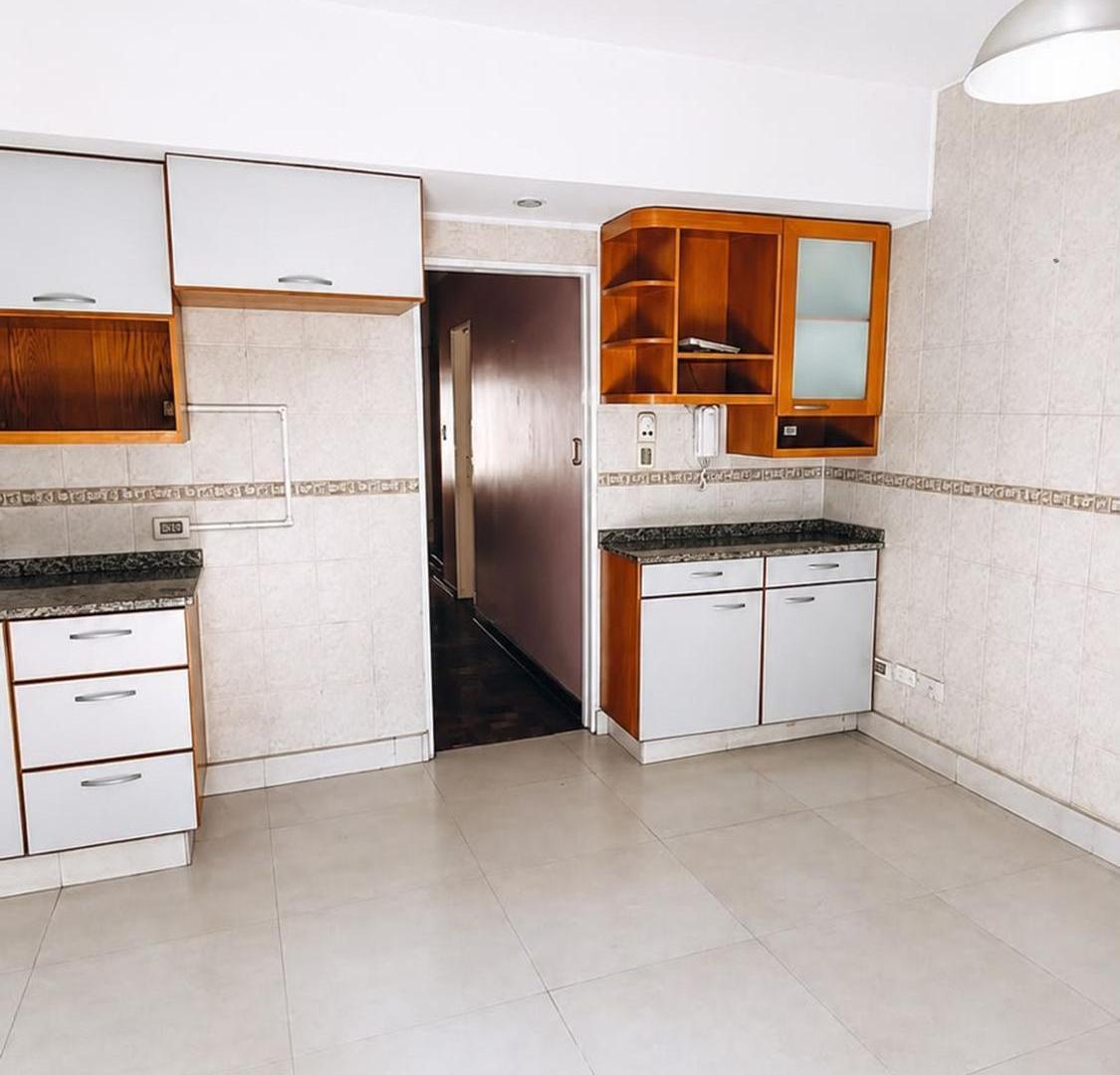 Foto de VENTA PH DUPLEX VILLA CRESPO PATIO PARRI COCHERA, imagen 5