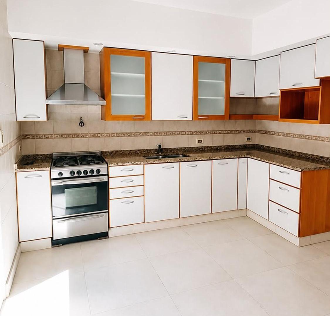 Foto de VENTA PH DUPLEX VILLA CRESPO PATIO PARRI COCHERA, imagen 3