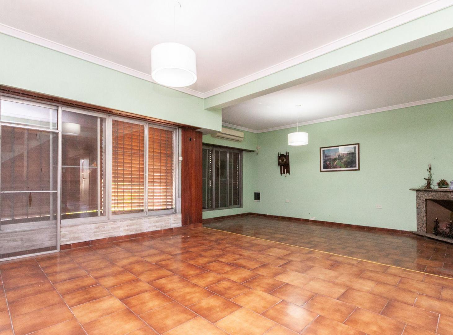 Foto de Casa 6 ambientes + Lote temperley, imagen 4