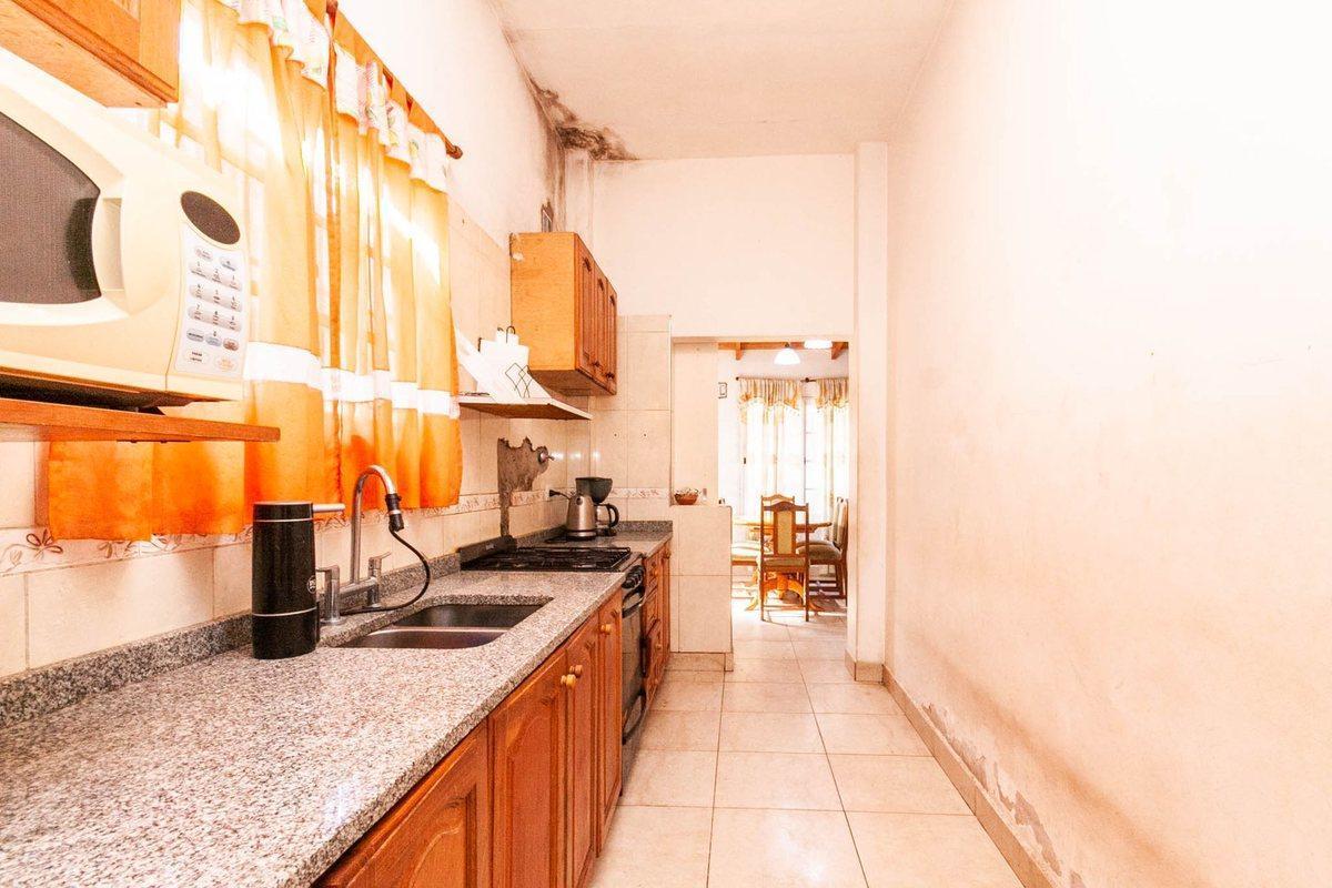 Foto de Venta Vivienda Multifamiliar+ Local, La Matanza, imagen 3