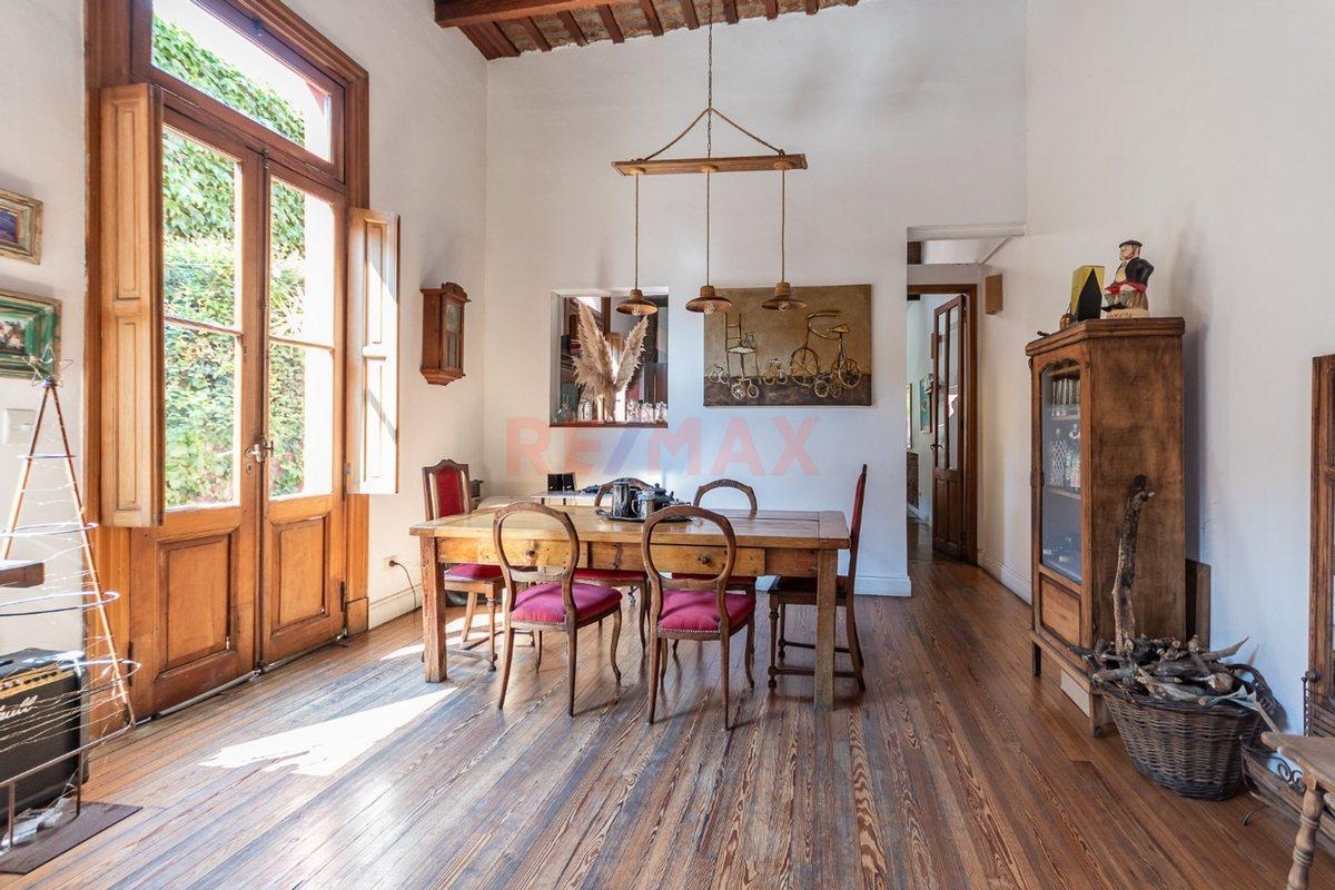 Foto de VENTA CASA 5 AMB CON PILETA EN FLORES, imagen 3