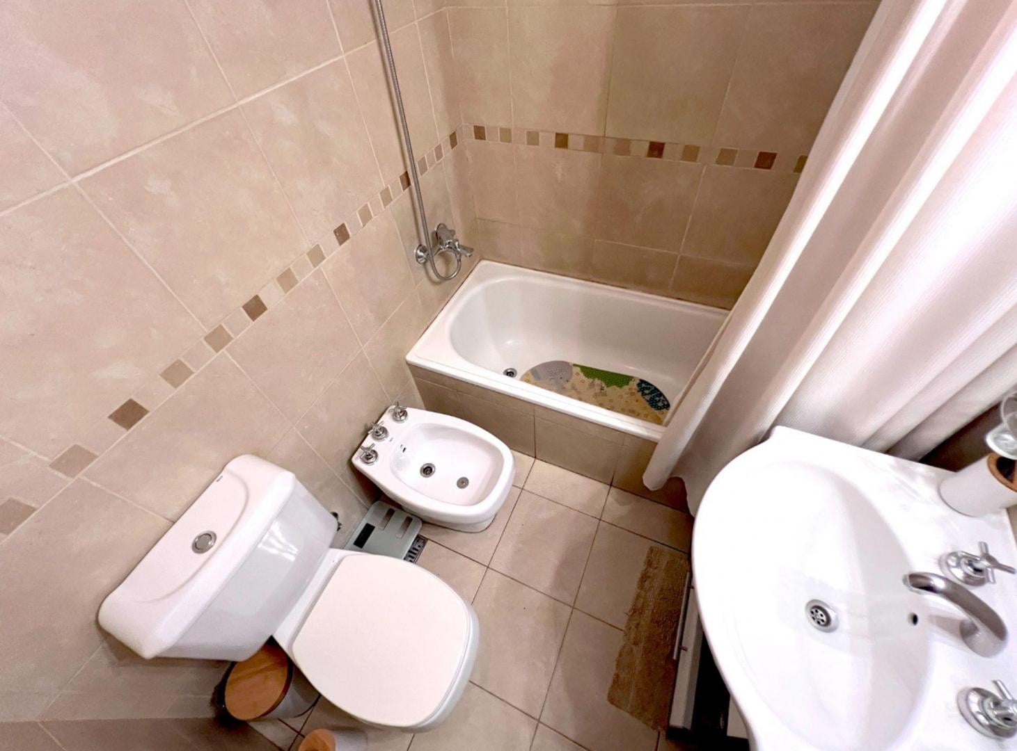 Foto de Venta 3 ambientes cochera y baulera en caballito, imagen 4