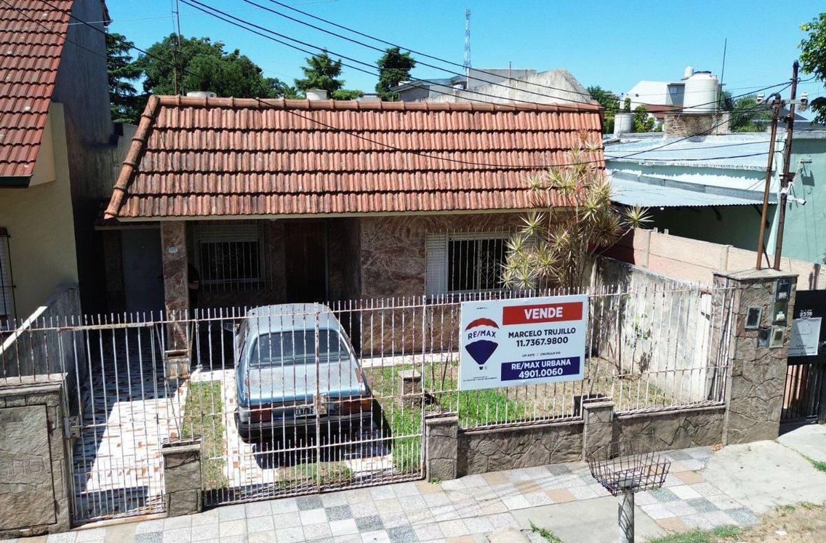Foto de Venta Casa en Berazategui Apto Credito 7 ambientes, imagen 1