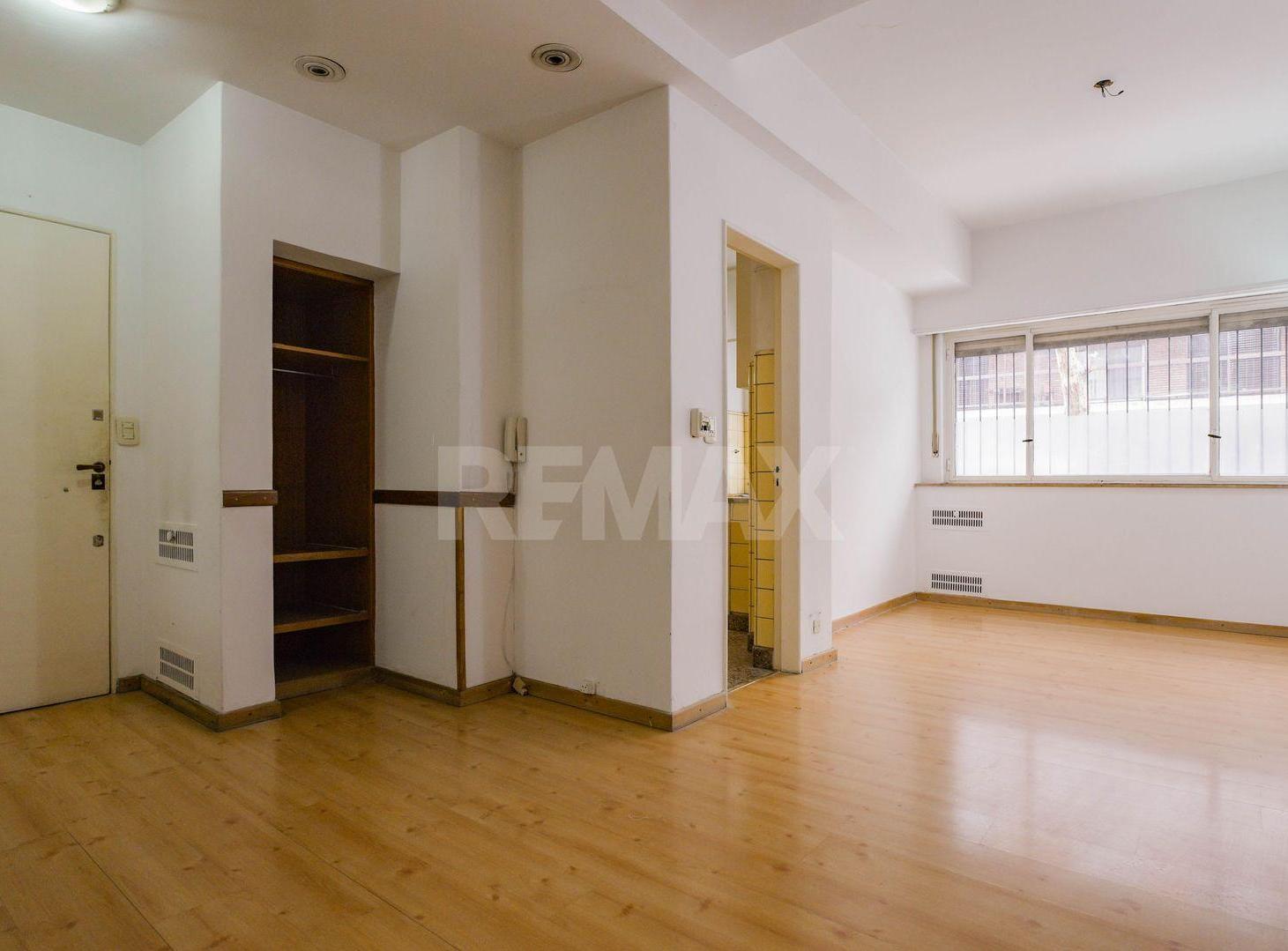 Foto de VENTA DPTO 3 AMB C/DEPENDENCIA APTO PROFESIONAL, imagen 2