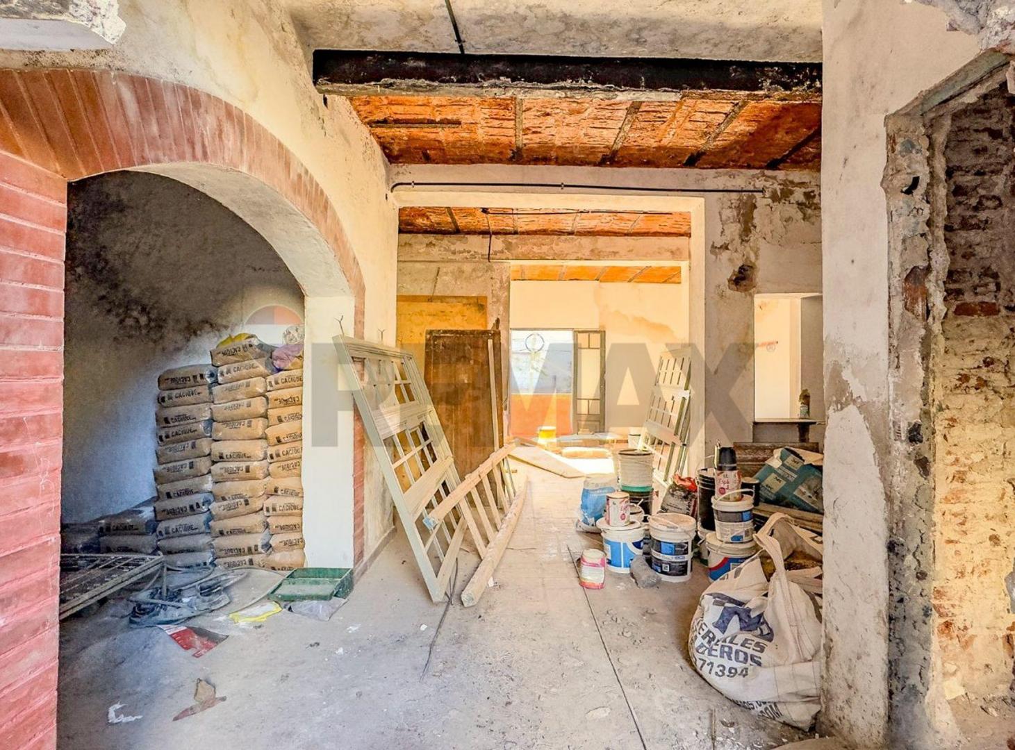 Foto de VENTA PH A REFACCIONAR 4 amb PATIO Y TERRAZA BOEDO, imagen 4
