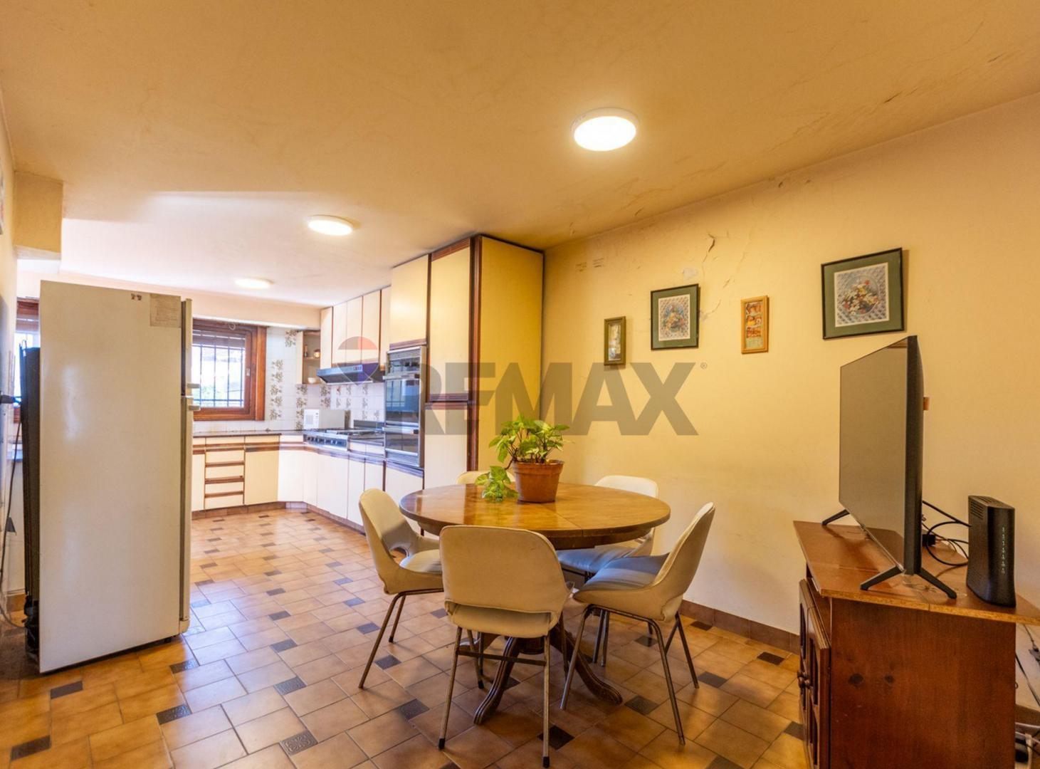 Foto de VENTA CASA JARDIN PISCINA QUINCHO COCHERA, imagen 5