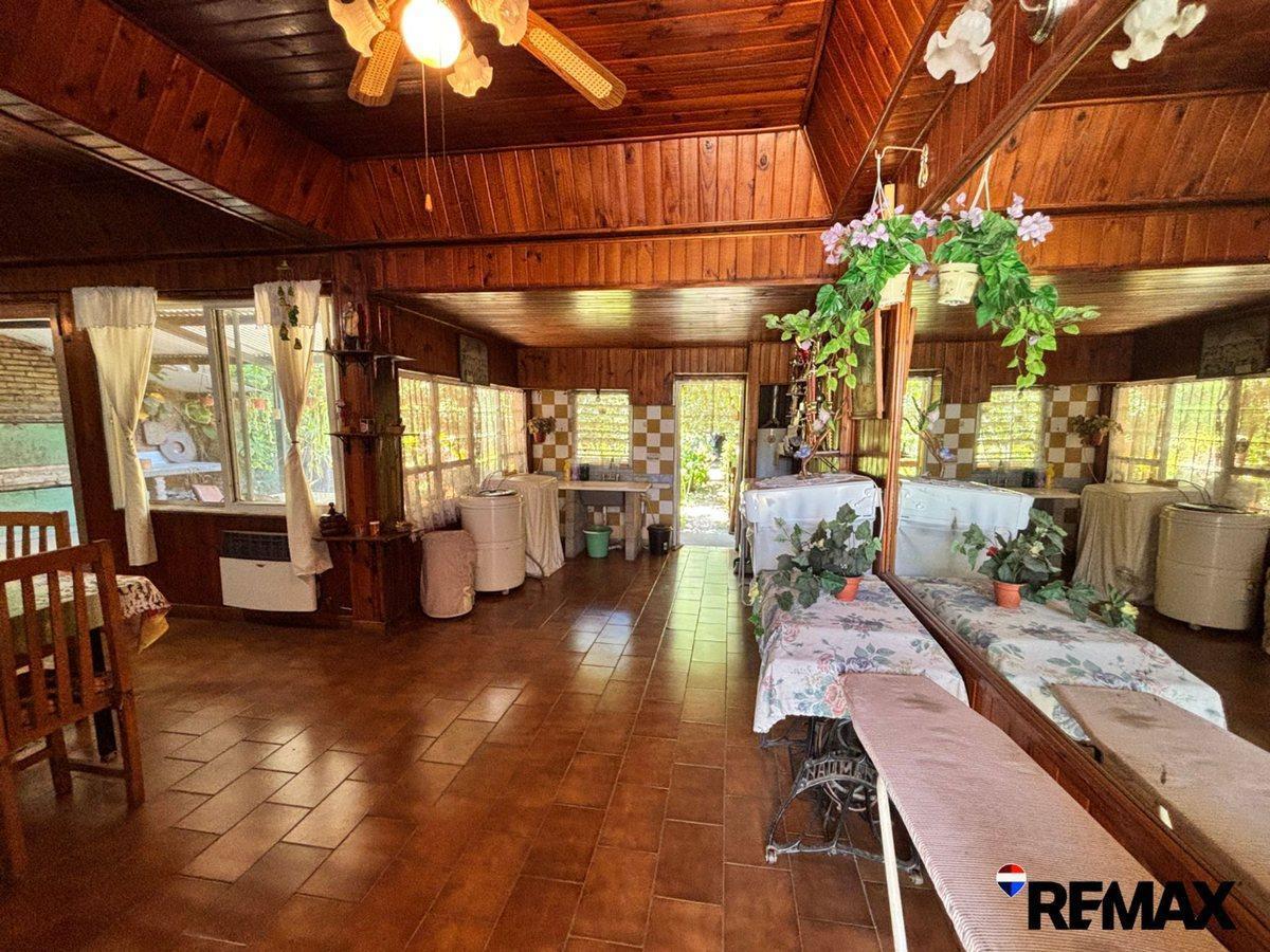 Foto de VENTA CASA FAMILIAR 4 AMBIENTES CON ESPACIO VERDE, imagen 2