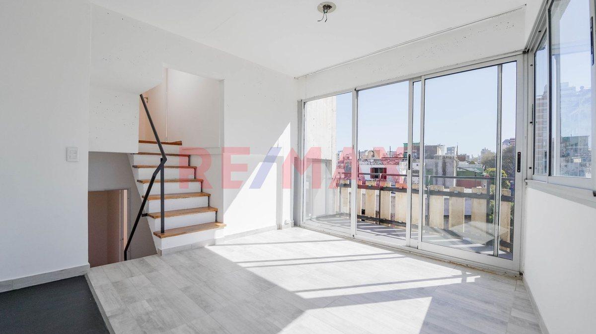 Foto de VENTA DEPTO . 3 AMBIENTES . ABASTO . + BALCONES, imagen 3