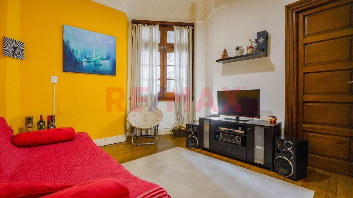 Foto de VENTA DEPTO 4 AMBIENTES . MONSERRAT. EDIF DEL ARCO, imagen 2