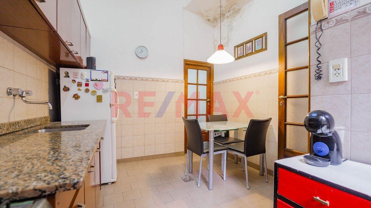 Foto de VENTA DEPTO 4 AMBIENTES . MONSERRAT. EDIF DEL ARCO, imagen 1