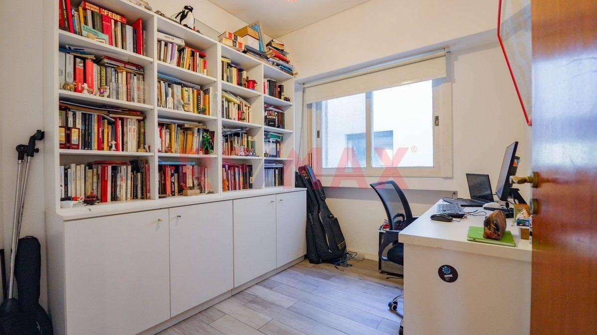 Foto de VENTA DEPTO 4 AMB + ESCRITORIO EN CABALLITO, COCH., imagen 2